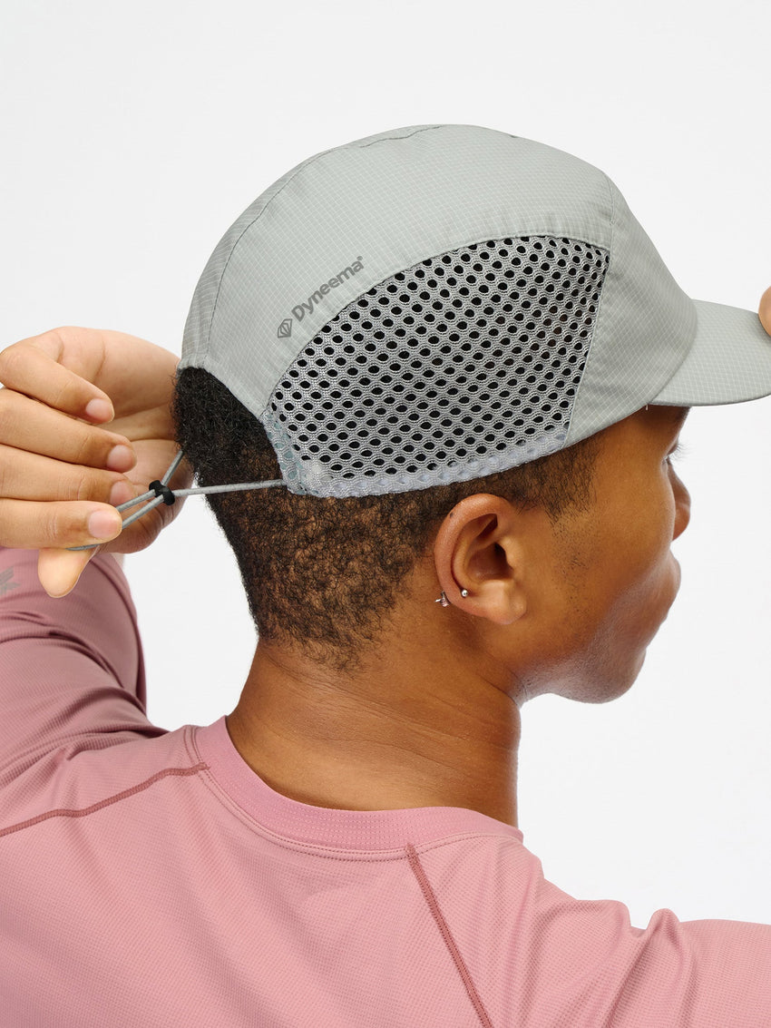 Vertical Jet Mesh Cap