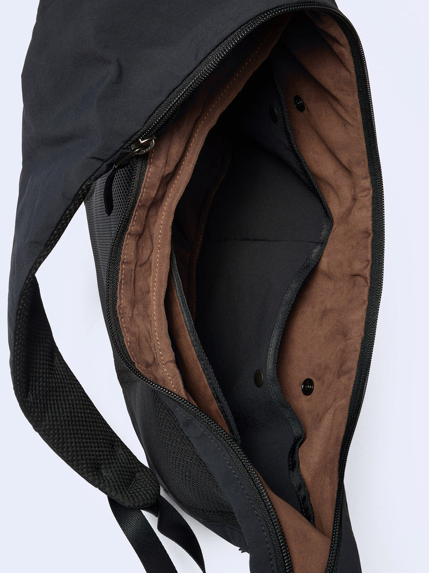 Goldwin 0 Helicoid Sling Bag